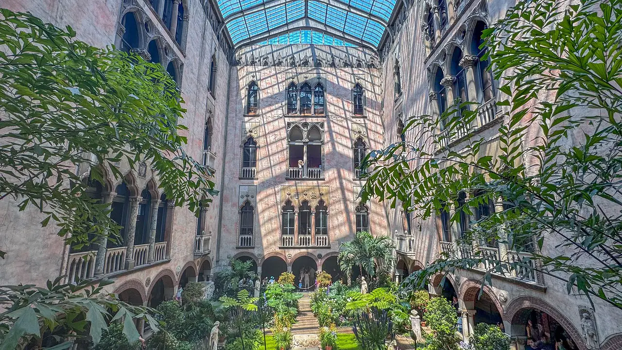 isabella stewart gardner museum architecture landmark building palace history gardens