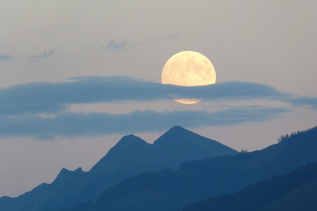full moon moon super moon clouds of clouds dusk shades of color mountains nature heaven night
