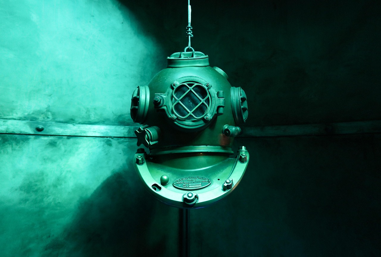 dive  old  under water  underwater  diving suit  helmet  under water  underwater  underwater  underwater  underwater  underwater
