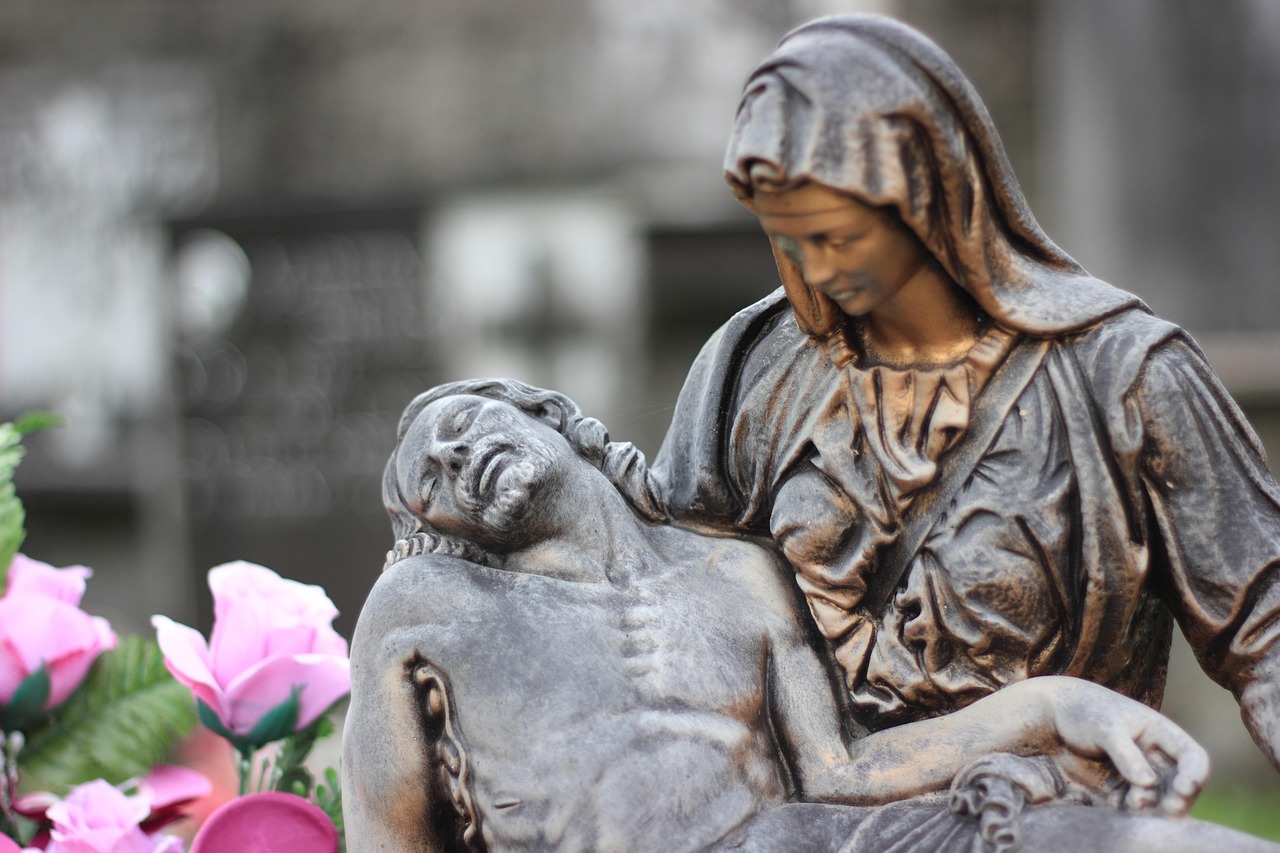italy cemetery statue jesus christ on hands dying dying dying dying dying dying