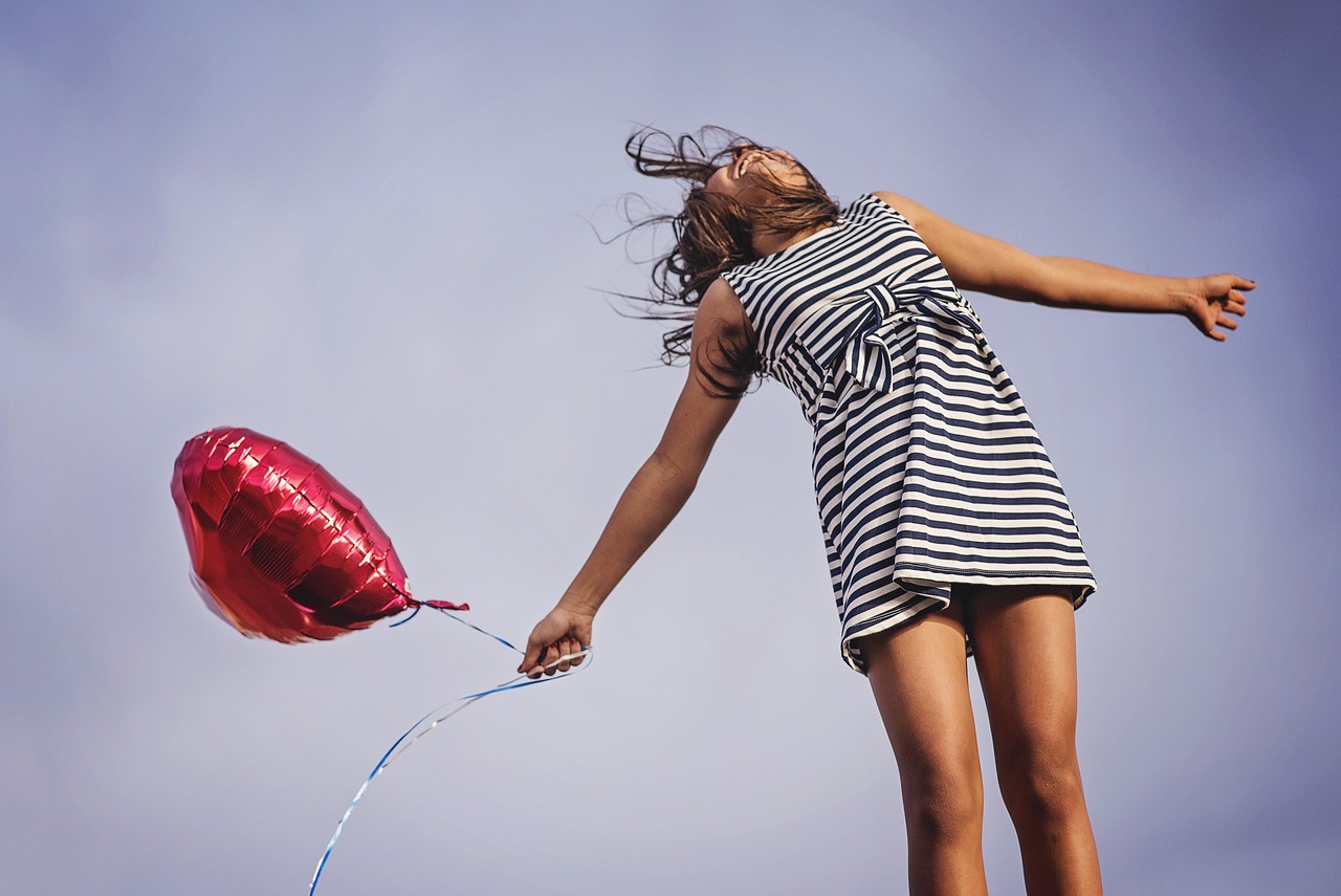joy nature freedom release happy happiness girl summer fun lifestyle joyful woman carefree childhood dream healthy balloon floating valentine loving wallpaper for girls love wallpaper blue love blue happy blue summer blue healthy blue wallpaper blue dream blue happiness blue fun