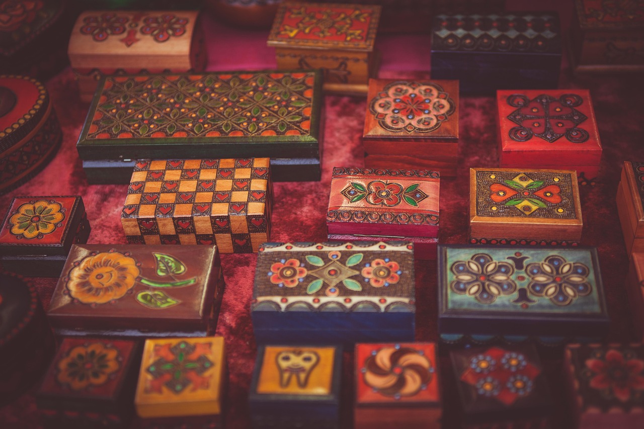 art boxes colorful containers homemade craft decoration decorative design intricate ornate pattern shapes boxes boxes boxes boxes craft craft craft craft craft pattern shapes shapes shapes