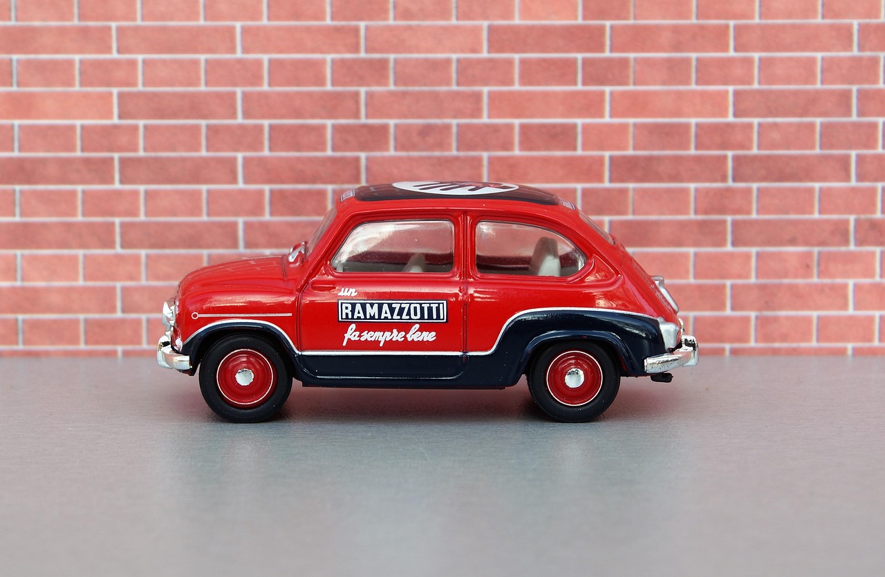model car  fiat 500  fiat 600  automobile  antique car  italy  vehicle  classic  toy car  small  bambino