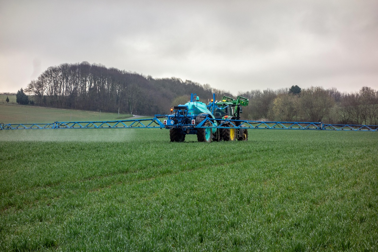 tractor fertilizer pesticide spray agriculture field rural nature machine farmer fertilize fertilizer fertilizer fertilizer fertilizer fertilizer pesticide pesticide