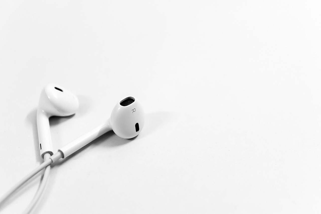 music headset sound headphones earphones earbuds apple digital technology music music music headphones headphones headphones headphones headphones earphones earphones earbuds